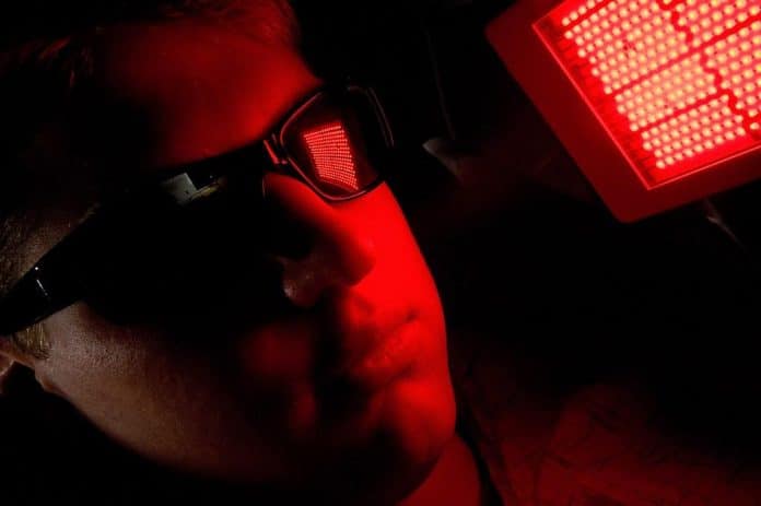 Exploring the Benefits of Red Light Therapy