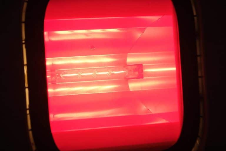 Transformative Pain Relief: Red Light Therapy
